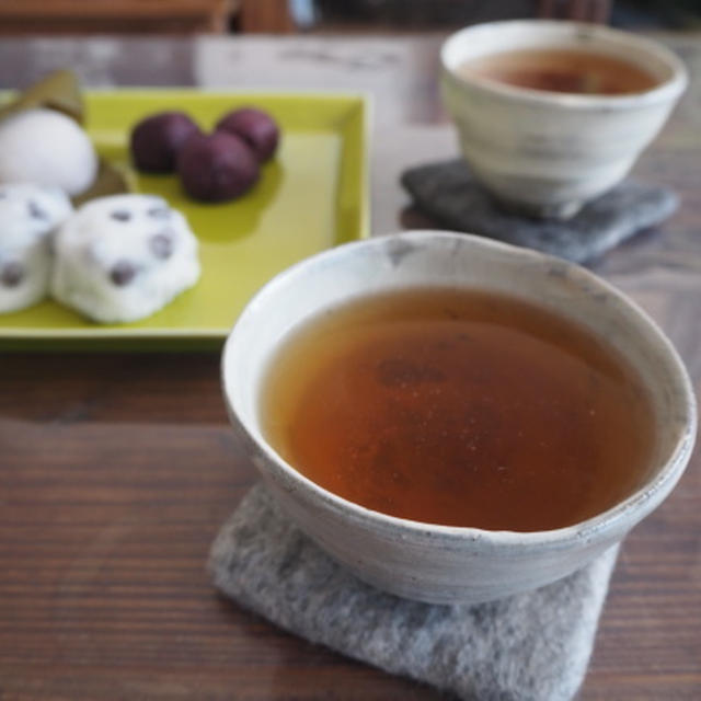 出町ふたばの豆餅と嵯峨嘉のしそ餅