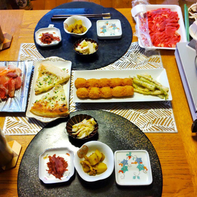 昼からだらだら家呑み！しゃぶしゃぶとお刺身と買ってきたもろもろと小鉢３品で