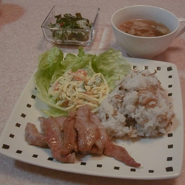 レモン塩マリネの焼きポークとちりめん山椒混ぜごはん