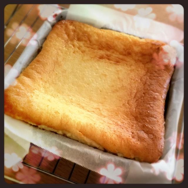 自家製豆乳ヨーグルトでなんちゃって水切りチーズ。そしてチーズケーキへ♪