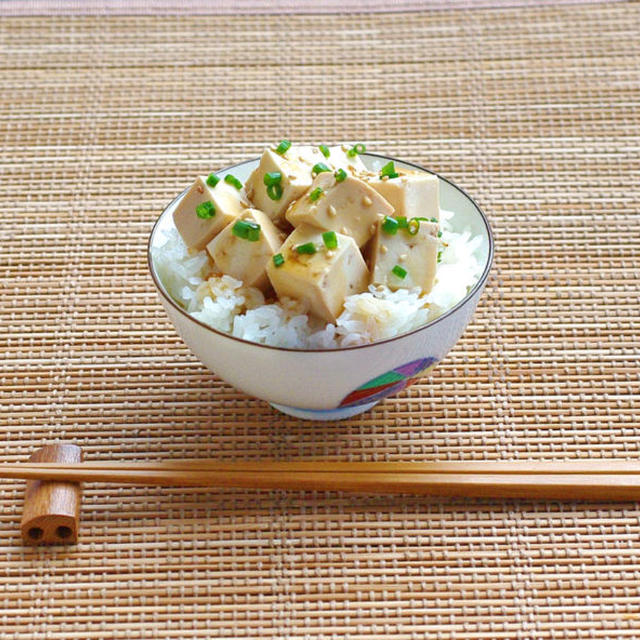 レンジでチン！究極の手抜きメニューで簡単夜食♪豆腐めし