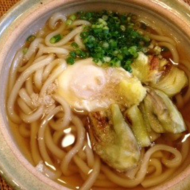 茄子の煮びたし入り鍋焼きうどん