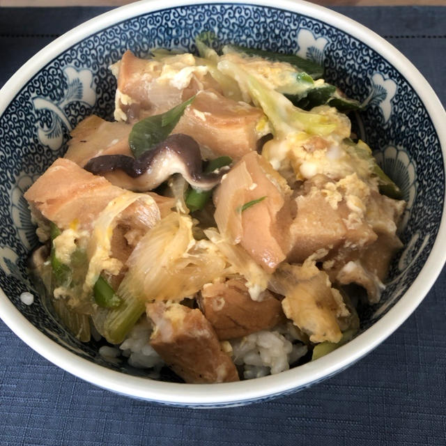 お昼ご飯にお麩丼