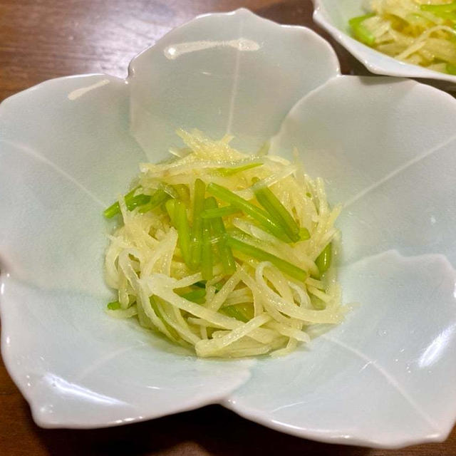 新じゃがと軸三つ葉で初夏の酢の物 ♪