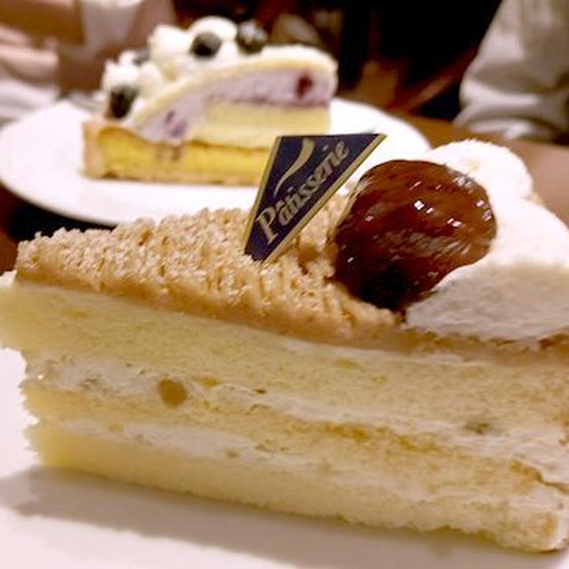 建物巡りの合間に　文房堂GalleryCafe　@神保町