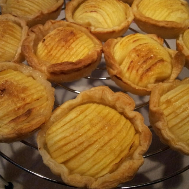 ミニ林檎タルト Tartelette au pomme