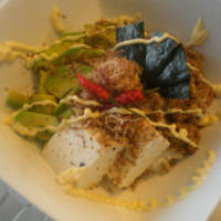 アボガド納豆豆腐丼