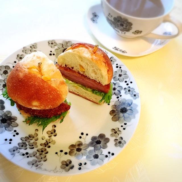 厚切りハムカツバーガー