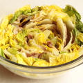 白菜の大量消費におすすめレシピ。レンジで人気の無水豚バラ白菜ミルフィーユ鍋の簡単作り方。