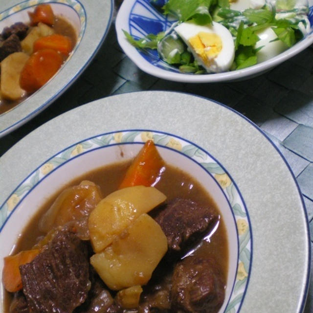 牛すね肉の赤ワイン煮