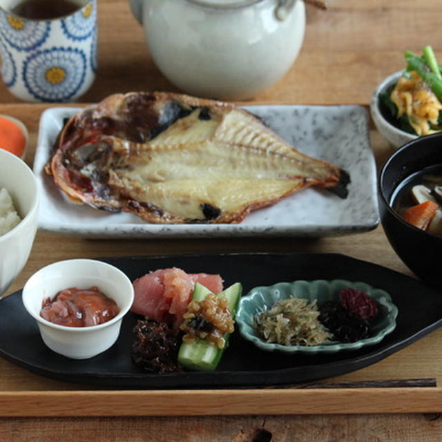 ご飯のおとも頼りな焼き魚献立