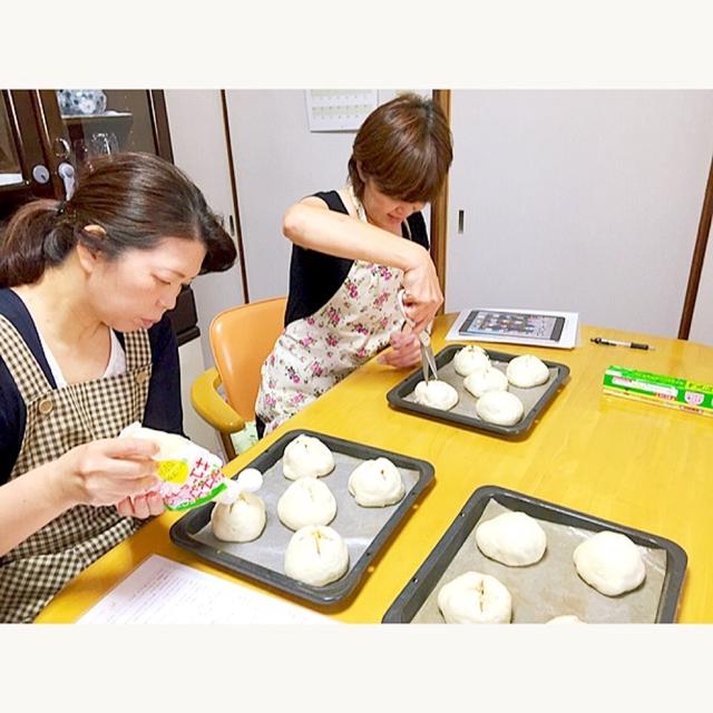 ボリュームたっぷりお総菜パンも出来て幸せな気持ちになった、おうちパン作り