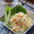 ゆでた素麺が残ったら、即席ソムタム風そうめんサラダ　＋水たまりは小さくても危険。（涙）