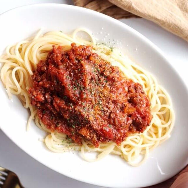 【悶絶級のおいしさ】本格ミートソースパスタのレシピ