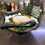 醤油豚骨ラーメンに味つきうずらとほうれん草増しの味濃いめで啜る 〜壱系ラーメン〜