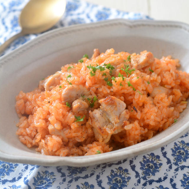 チキンライス。【そのままでも・オムレツのせても】