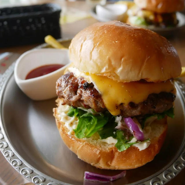 GOODPROVISION、クラフトチーズバーガー