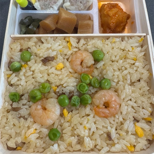 【崎陽軒横浜チャーハン弁当】