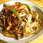 焼うどん（牛肉とカラフル野菜入り）