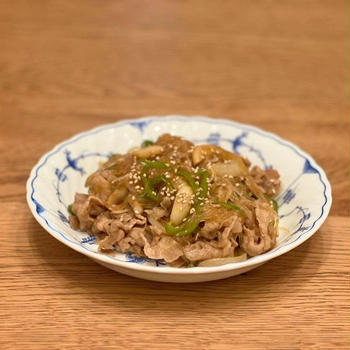 大きめにんにくの牛肉チャプチェ《にんにく》