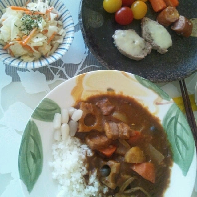 "カレーとコールスロー”の夕ご飯とお散歩と今日は、これ！