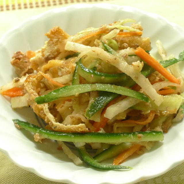 イワシ缶詰とたっぷり野菜のシャキシャキなますサラダ