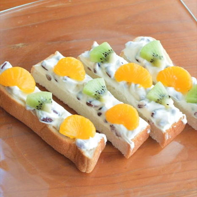 だいずデイズ ほの甘あずきで♪クリーミー スティックオープンサンド