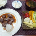 【献立】サイコロステーキ、温野菜サラダ、冷奴、あおさ海苔と豆腐のお味噌汁
