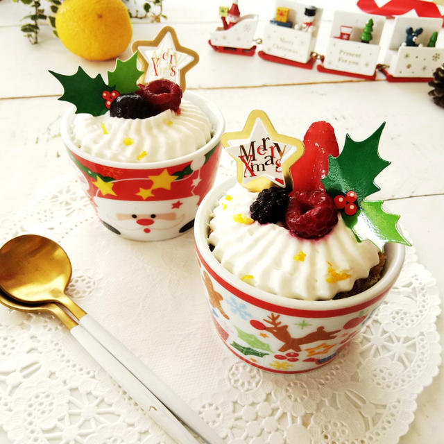 クリスマスカップで★紅茶とベリーのショートケーキ