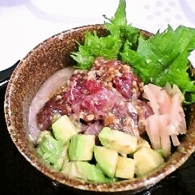 まぐろすき身のっけご飯
