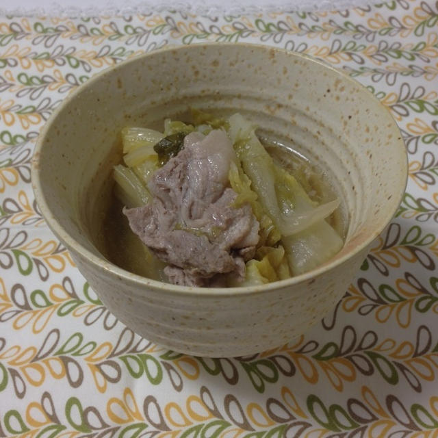 白菜と豚こまの煮物