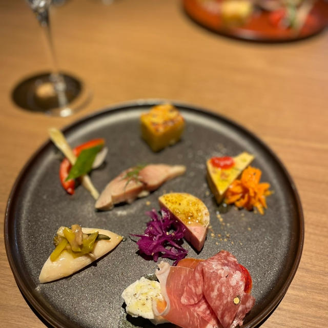 cibo e vino Lilla チーボ エ ヴィーノ リッラ