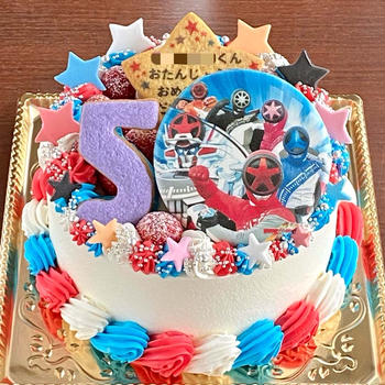 【特撮ヒーロー】爆上戦隊ブンブンジャーのバクアゲなケーキ☆