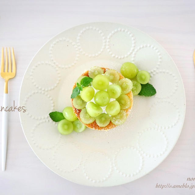 セリア の型で ぶどう たっぷり 秋色 厚焼きパンケーキ By のりpさん レシピブログ 料理ブログのレシピ満載