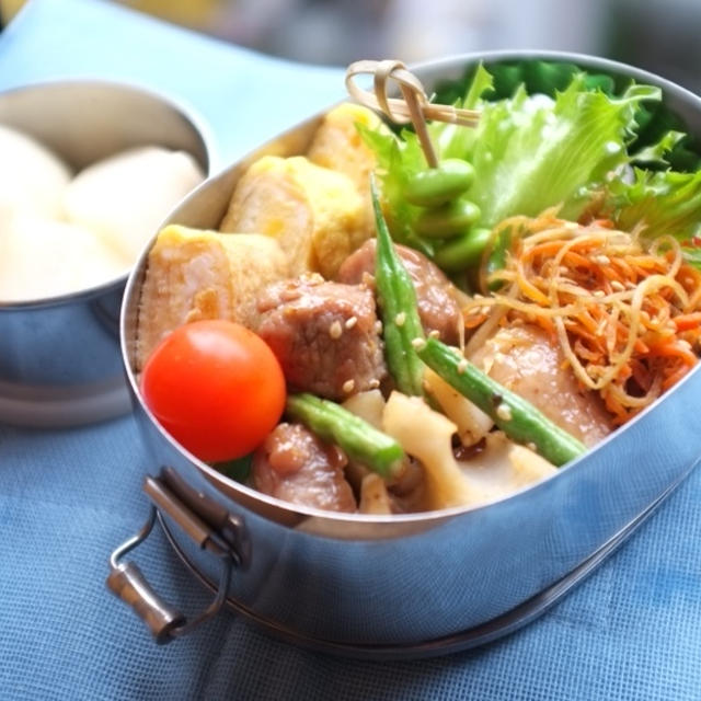 息子ちゃんの☆豚肉とレンコンの甘辛炒め煮弁当♪