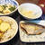 ニャンコ先生は人気者？＆ホウレンソウと豆腐の生姜煮