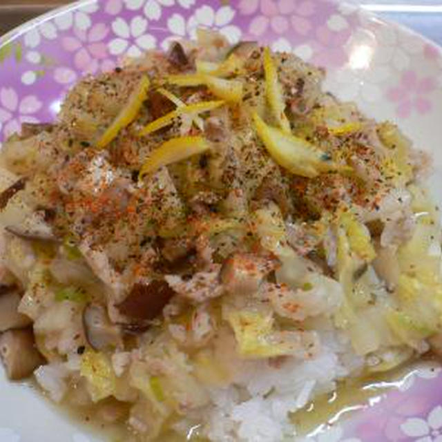 はるみさん風　白菜とひき肉のあんかけ丼