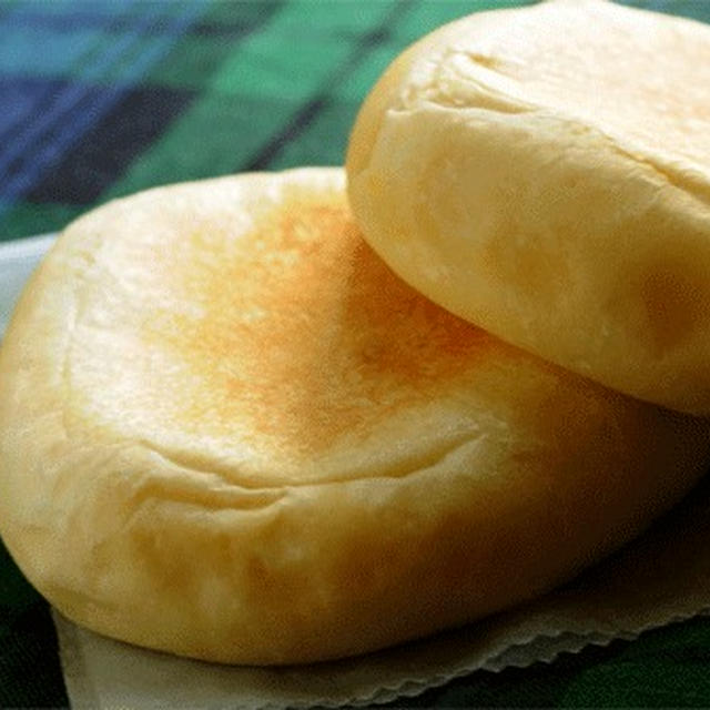 最近のイングリッシュマフィン（自家製酵母）