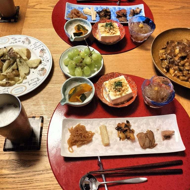 麻婆茄子とトリュフ塩のフライドポテト風と小鉢8品で晩酌