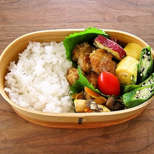 鶏の唐揚げ弁当