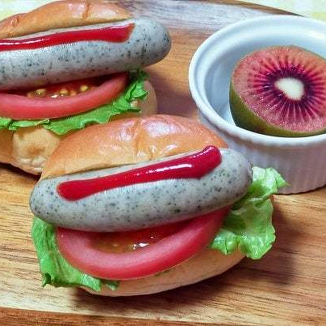 「北海道放牧豚ハーブソーセージ」を食べてみました。