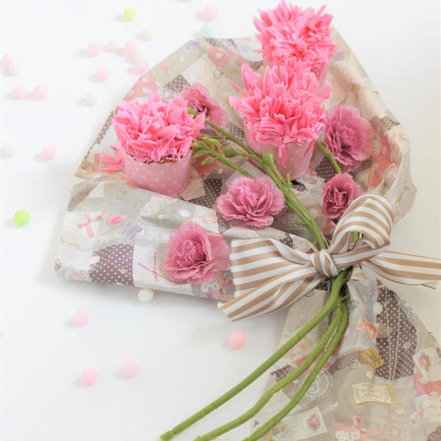 * 母の日 ♡ カーネーションのカップケーキ♪