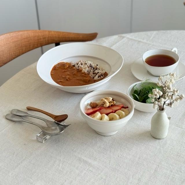 ダンシャリーヌさんから大量の作家さんの器をいただいて、さっそくランチにnewうつわを♪