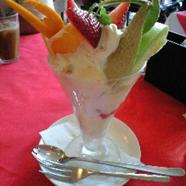 金沢のフルーツパーラー