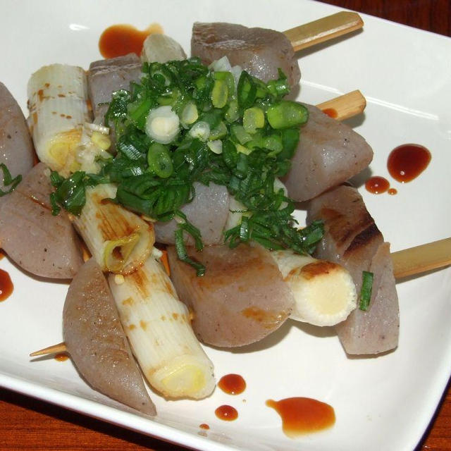 手作りこんにゃくの串焼き