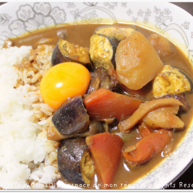 ＊野菜がゴロゴロ！きのこなすカレー＊