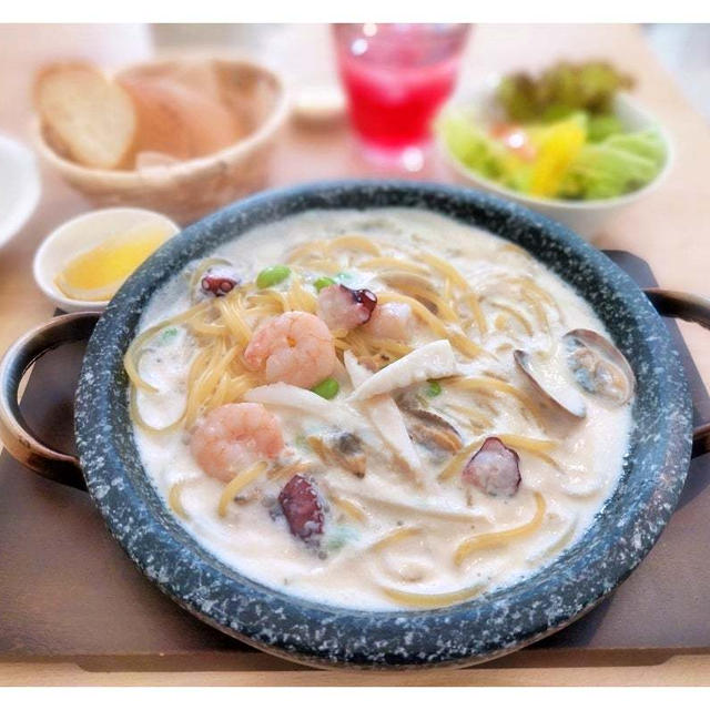 ぐつぐつジュージューもっちもち♪石焼き生パスタ専門店「魔法のパスタ 春日部店」