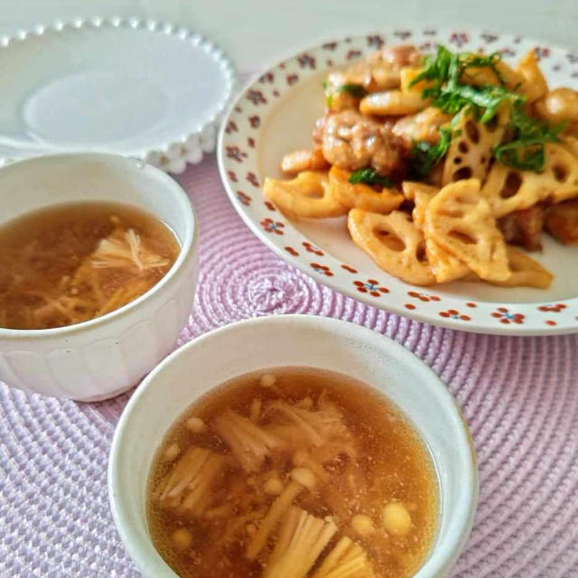 【えのきと豚肉の生姜スープ】出汁いらずなのに美味しい！超簡単スープ。ダイエットにも温活にも。