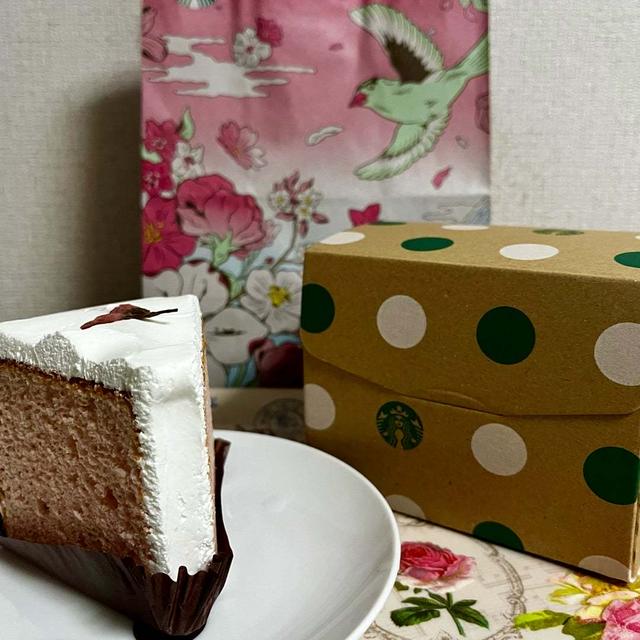 【桜活】スターバックス さくらシフォンケーキ
