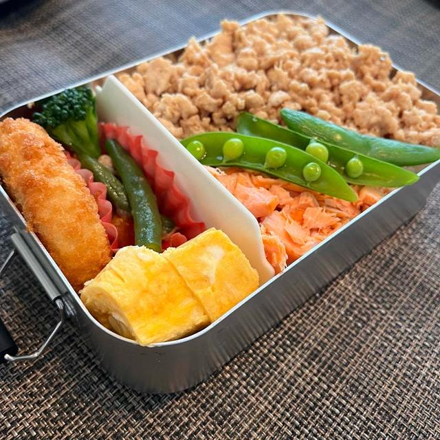 勝手にデトックス。そぼろ弁当。